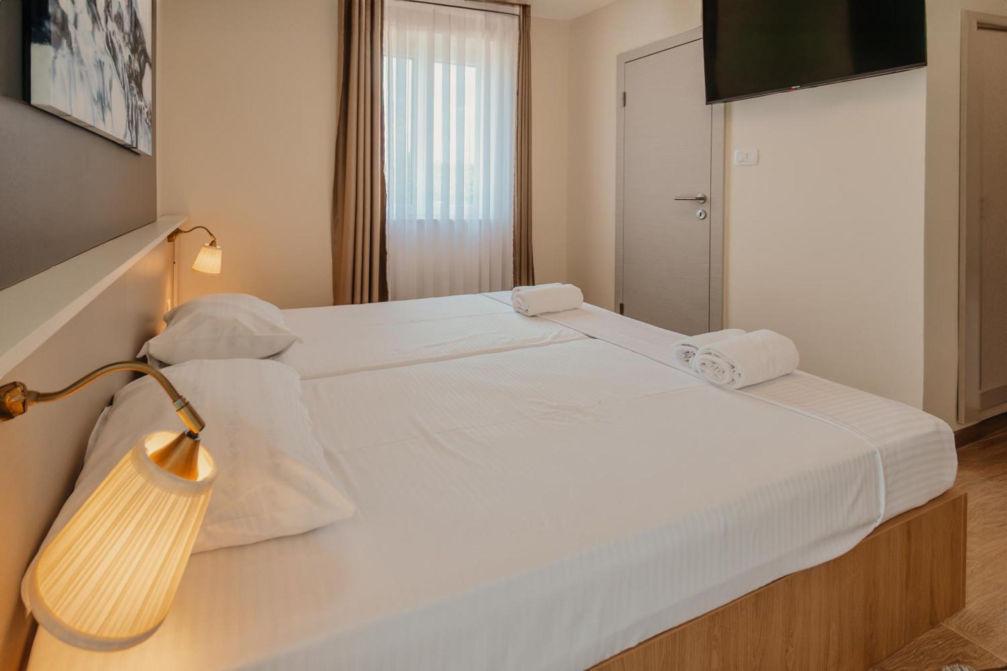 Luxury Apartments Vili 乌马格 外观 照片
