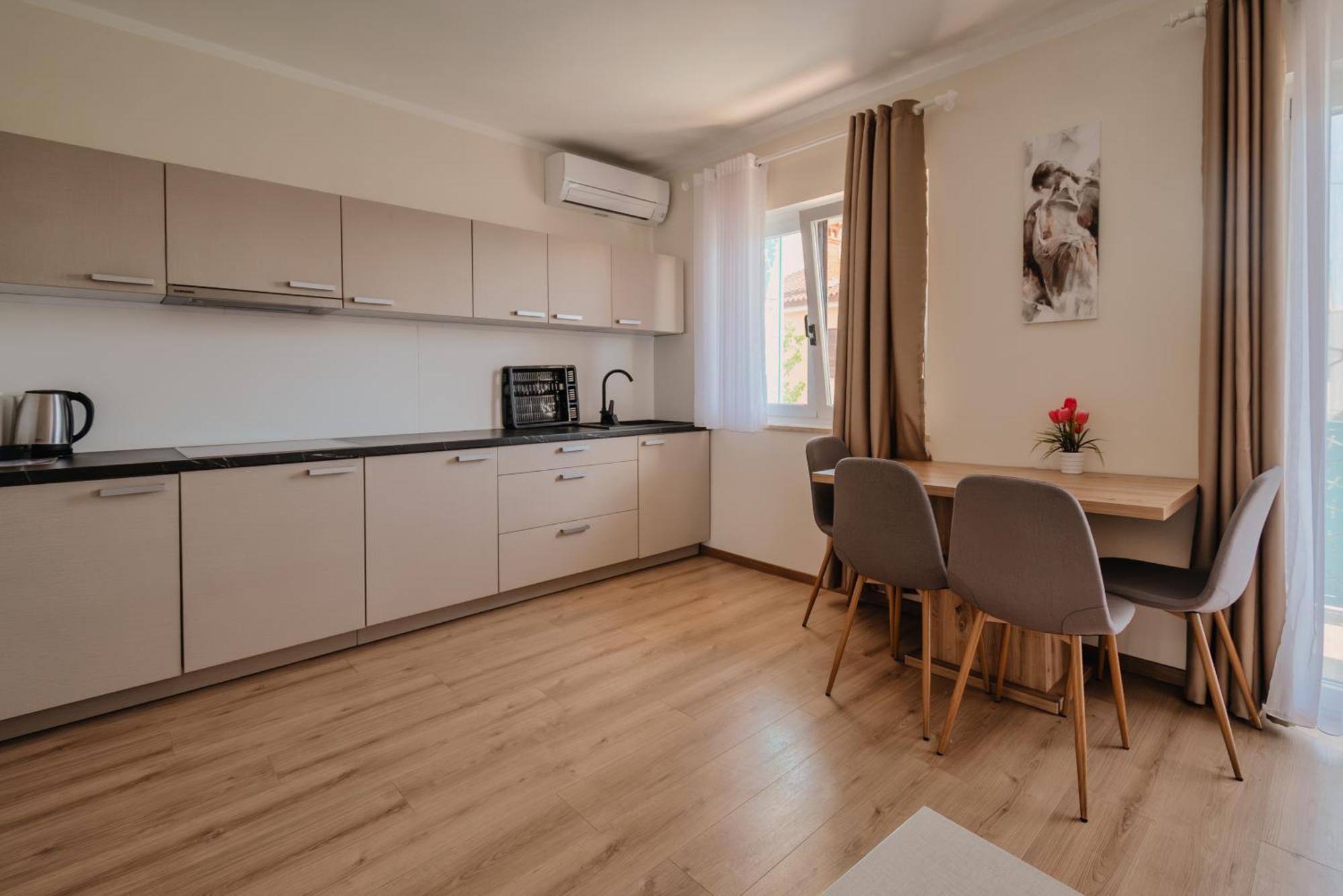 Luxury Apartments Vili 乌马格 外观 照片